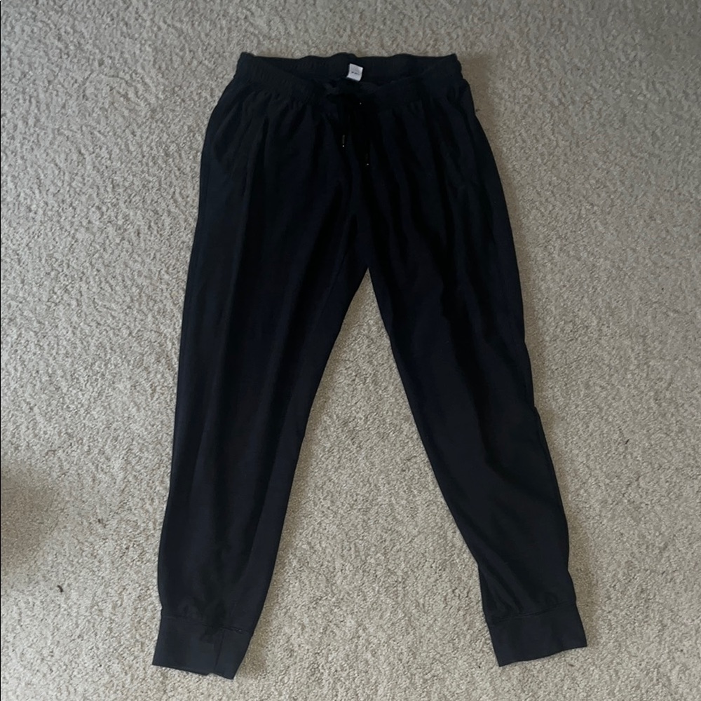 Old Navy Active Breath On heathered gray athletic jogger pants Size Small